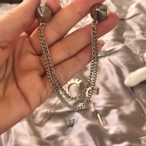 Spike and chain collar accessory